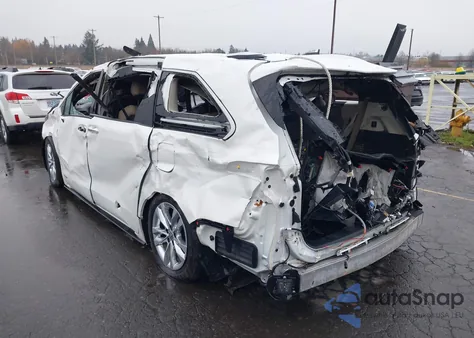 2021 Toyota Sienna Limited z USA, uszkodzony, nr VIN 5TDZRKEC3MS010584